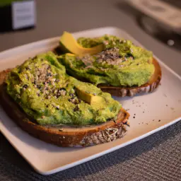 Teaser Image: Avocado Toast