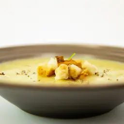 Teaser Image: Grießnockerlsuppe