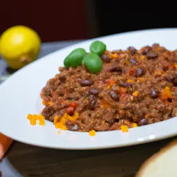 Teaser Image: Hackfleisch-Bolognese mit roten Linsen