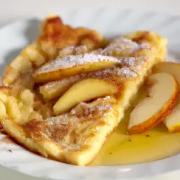 Teaser Image: Pfannkuchen mit Apfelmus