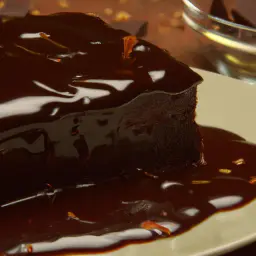 Teaser Image: Schokoladenkuchen mit Schokoglasur