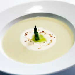 Teaser Image: Spargelsuppe mit Einlage