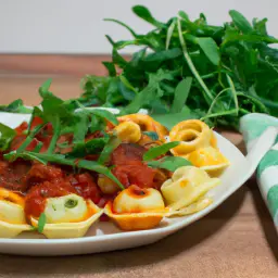 Teaser Image: Tortellini mit Tomaten-Rucola-Sauce